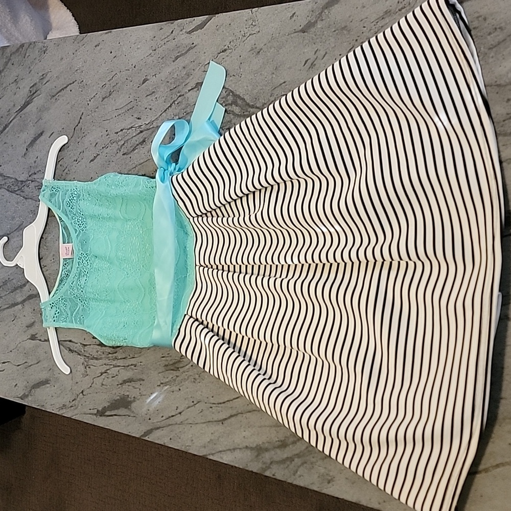 JUST KIDS Girls Sleeveless Spring Dress Mint Green Lace w/B&W Stripes sz 14